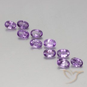 3.79ctw Natural Medium Purplish Violet Amethyst, Oval, VVS-VS
