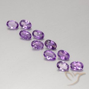 3.45ctw Natural Medium Pinkish Violet Amethyst, Oval, VVS-VS