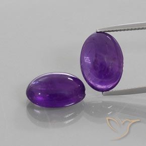 12.26 ct Oval Cabochon Amethyst, 14.2 x 10.3 mm From Brazil, Photo A