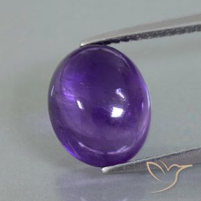 3.56ct Natural Medium Violet Amethyst, Oval, Transparent/Translucent