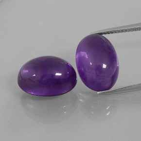 Medium Violet Amethyst Gem - 8.1ct Oval Cabochon (ID: 404528)