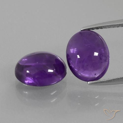 5.6 ct Oval Cabochon Amethyst, 10.1 x 8.2 mm From Brazil, Photo A