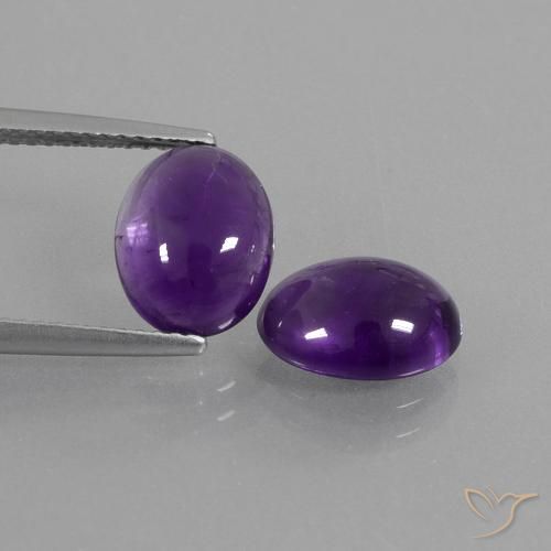 4.29ctw Natural Medium Violet Amethyst, Oval, Transparent