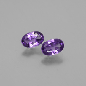 0.84 ct Violet Amethyst Gemstone, Amethyst Gem in Oval Facet Shape for Sale.