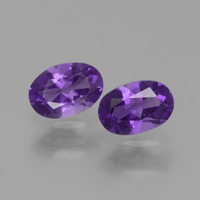 0.85 ct Violet Amethyst Gemstone, Amethyst Gem in Oval Facet Shape for Sale.