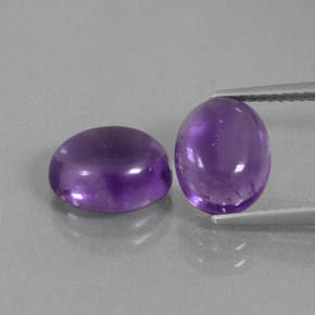 Medium-Light Violet Amethyst Gem - 2.7ct Oval Cabochon (ID: 435975)