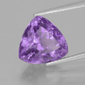 4.70 ct Violet Amethyst Stone, Natural Amethyst in Trillion Facet Shape for Sale