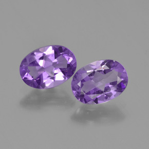 Vivid Violet Аметист Камень - 0.7ct Фасетный Овал (ID: 448775)