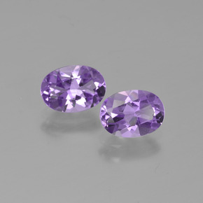 Deep Iris Violet Amethyst Edelstein - 0.7ct Oval facettiert (ID: 449021)