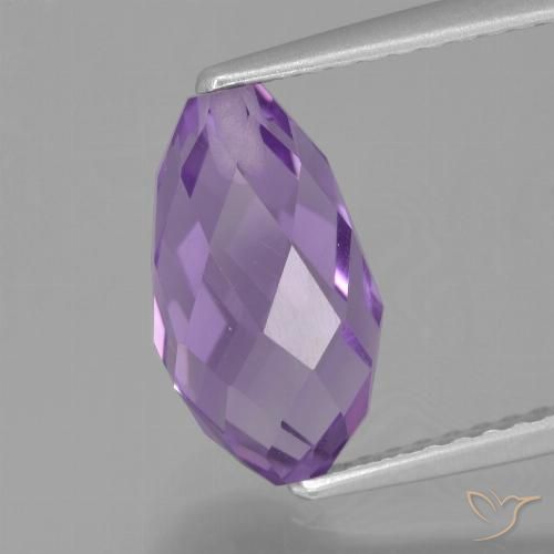 2,8ct Taglio briolette forato a metà viola Ametista dal Brasile, Dimension 11,2x6 mm, Natural non trattati Gemstone, VS Clarity, 1 piece Ametista in Viola medio Color, Mohs Hardness of 7 adatto per gioielli da indossare ogni giorno, Sblocca Chakra della Corona, Photo A