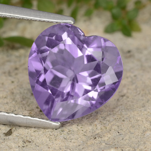 3.13ct Heart Facet Violet Amethyst from Brazil, Dimension 10 x 10mm, Natural untreated Gemstone, VS Clarity, 1 piece Amethyst in Deep Violet Hue Color, Mohs Hardness of 7 suitable for daily wear jewelry, February Birthstone, Photo A