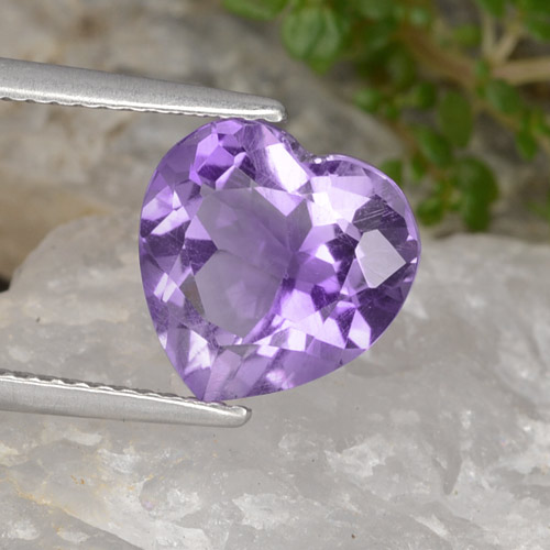 Deep Iris Violet Amethyst Gem - 2.9ct Heart Facet (ID: 476321)