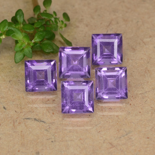 Medium Violet Amethyst Edelstein - 0.4ct Caree Stufenschliff (ID: 477131)