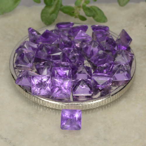 Viola scuro Ametista Gem - 0.1ct Taglio Princess (ID: 480188)