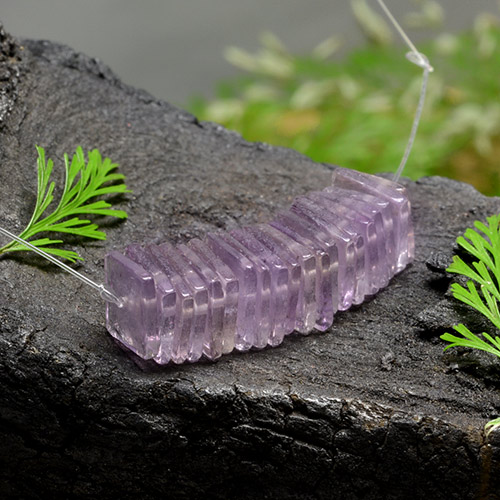 Lot de 20pc pièces de Améthystes Violet clair Carré du Brésil, taille 6,6 x 6,3mm, poids total 13,04 ct / moyenne 0,65 ct chaque, dureté de Mohs 7 convient aux bijoux de tous les jours, pierre de sagesse, Débloque le chakra de la couronne, Photo A