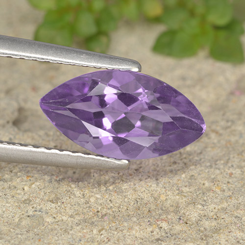 Violeta medio Amatista Gema - 1.7ct Forma marquesa (ID: 493861)