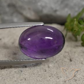6.07 ct Violet Amethyst Stone, Natural Amethyst in Oval Cabochon Shape for Sale