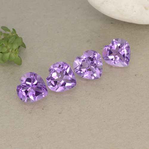 Vivid Violet Аметист Камень - 0.7ct Фасетная огранка формы Сердце (ID: 497638)