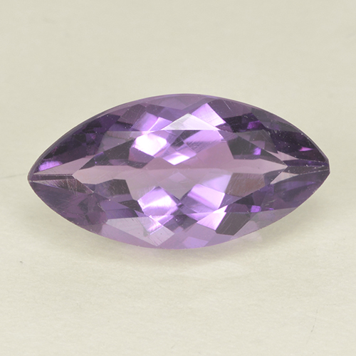 Améthyste Violet marquise facet 12 x 6,2mm du Brésil, poids de 1,63 ct, pierre gemme naturelle Non traité de pureté VS, 1 pièce d'améthyste, couleur : Violet moyen, dureté de Mohs de 7 convient aux bijoux de tous les jours, pierre de sagesse, Pierre de l'esprit, Photo A