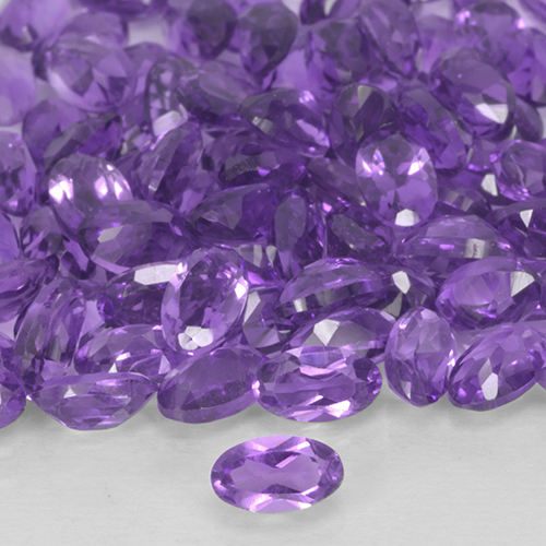Violeta medio Amatista Gema - 0.2ct Forma ovalada (ID: 503723)