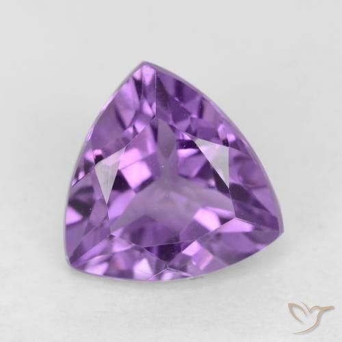 Améthyste Violet moyen Trillion 2,34 ct du Brésil, Dimension 9 x 8,8mm, Pierre gemme naturelle Non traité, pureté vvs-vs, 1 pièce d'améthyste trillion facet, dureté de Mohs de 7 convient aux bijoux de tous les jours, pierre de sagesse, Pierre du zodiaque Poissons, Photo A