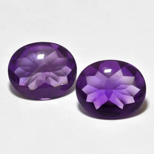 Medium-Dark Violet Ametista Gem - 3.8ct Formato ovale (ID: 571464)