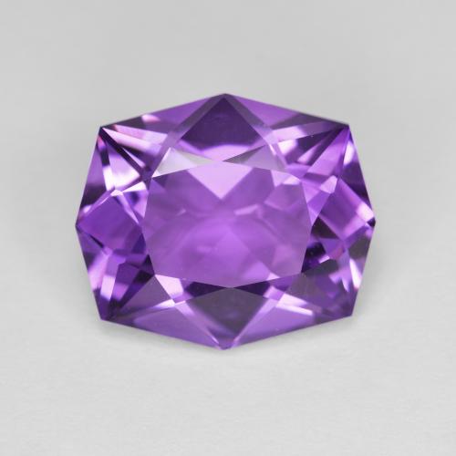 4.84ct Octagon Facet Violet Amethyst from Brazil, Dimension 12.7 x 10.9mm, Natural untreated Gemstone, VVS Clarity, 1 piece Amethyst in Intense Violet Color, Mohs Hardness of 7 suitable for daily wear jewelry, Stone of the Mind, Photo A