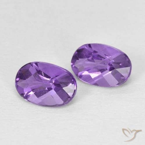 0.92ctw Natural Vivid Violet Amethyst, Oval, VS