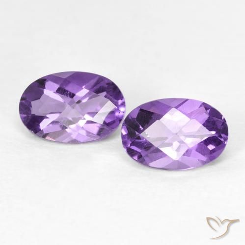 Paire d'améthyste Ovale 6 x 4,1mm assorties - Poids total 0,92 ct / moyenne 0,46 ct chacune, couleur Violet moyen et pureté VS, pierre gemme naturelle Non traité, dureté de Mohs 7 convient aux bijoux de tous les jours, pierre de sagesse, Mercredi Gemme, Photo A
