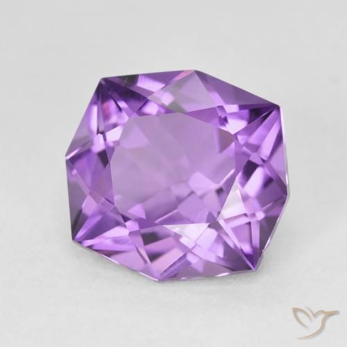 4.77 ct Violet Amethyst Stone, Natural Amethyst in Fancy Cut Shape for Sale