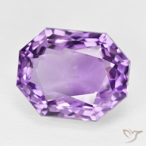 17.11 ct Violet Amethyst Stone, Natural Amethyst in Octagon Step Cut Shape for Sale
