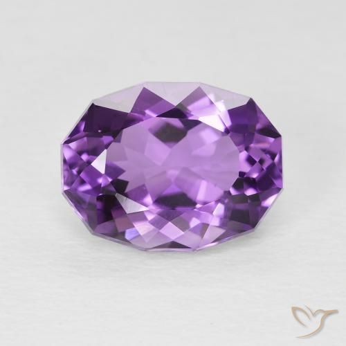 3.50ct Natural Medium Violet-Pink Amethyst, Oval, VS