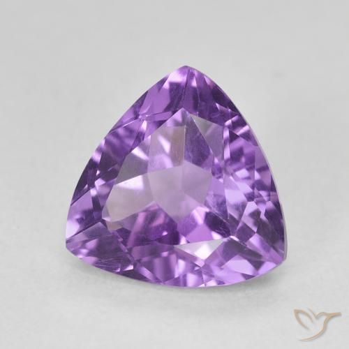 2.86 ct Violet Amethyst Stone, Natural Amethyst in Trillion Facet Shape for Sale