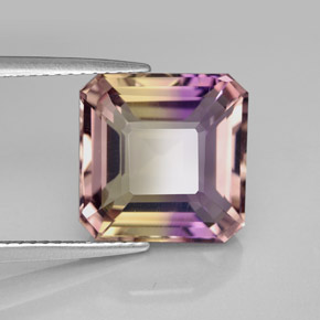 6.36 ct Bi-color Ametrine Gemstone, Ametrine Gem in Octagon Facet Shape for Sale.
