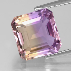 5.01 ct Bi-color Ametrine Gemstone, Ametrine Gem in Octagon Facet Shape for Sale.