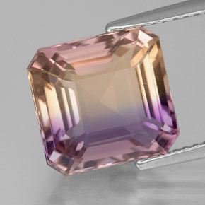 5.61 ct Bi-color Ametrine Stone, Natural Ametrine in Octagon Facet Shape for Sale