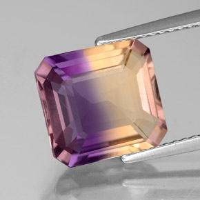 4.01 ct Bi-color Ametrine Gemstone, Ametrine Gem in Octagon Facet Shape for Sale.