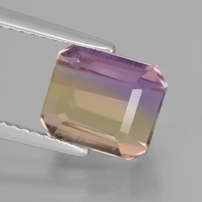 3.06 ct Bi-Color Ametrine Gemstone, Ametrine Gem in Octagon Facet Shape for Sale.