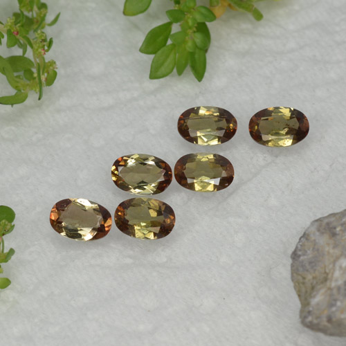 マルチカラー アンダルサイト 宝石 - 0.4ct オーバル ファセット (ID: 248957)