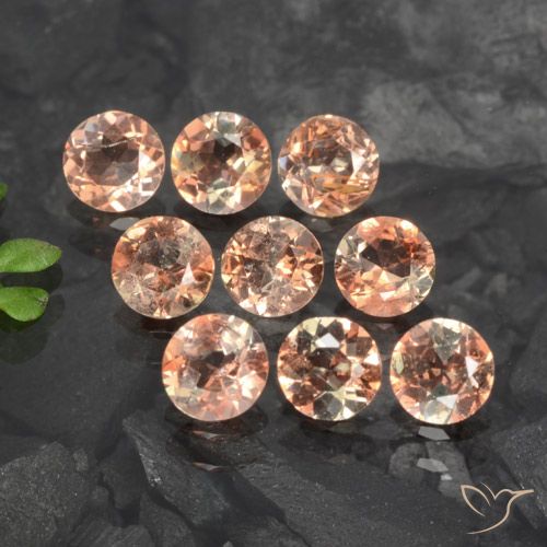 Lote de Andalucita Naranja Circular de 9 piezas de Brasil - Peso 2,05 ct en total / promedio. 0,23 ct cada uno, Tamaño 3,9mm, Color: Naranja claro, Dureza Mohs 7.5 Adecuado para joyas de uso diario, Photo A