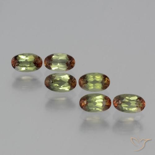 1,69 ct Andalusit im Ovalschliff, 5 x 3,1 mm aus Brasilien, Photo A