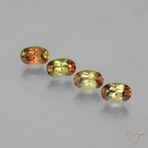 2,27 ct Andalusit im Ovalschliff, 6,1 x 4,1 mm aus Brasilien, Photo A