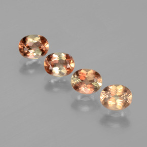 マルチカラー アンダルサイト 宝石 - 0.4ct オーバル ファセット (ID: 390754)