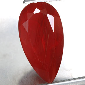 2.98 ct Red Andesine Labradorite Gemstone, Andesine Labradorite Gem in Pear Facet Shape for Sale.