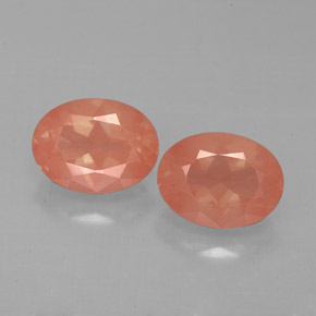 2.52 ct Red Andesine Labradorite Gemstone, Andesine Labradorite Gem in Oval Facet Shape for Sale.