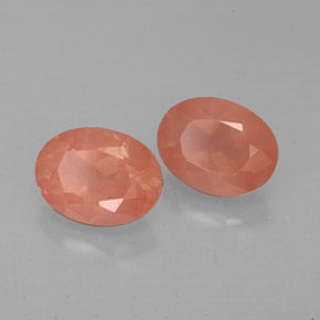 2.52 ct Red Andesine Labradorite Stone, Natural Andesine Labradorite in Oval Facet Shape for Sale