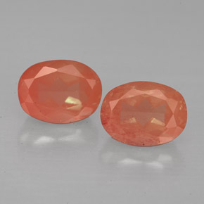 3.01 ct Red Andesine Labradorite Gemstone, Andesine Labradorite Gem in Oval Facet Shape for Sale.