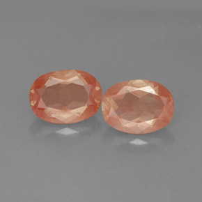 2.32 ct Red Andesine Labradorite Gemstone, Andesine Labradorite Gem in Oval Facet Shape for Sale.