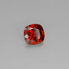 1.00 ct Orange Andesine Labradorite Stone, Natural Andesine Labradorite in Cushion-Cut Shape for Sale
