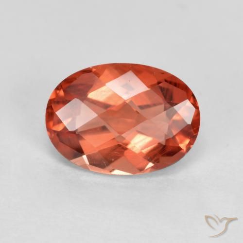 Labradorite andésine rouge de 0,82 ct, damier ovale de 7,1 x 5,1 mm du Congo, Photo A